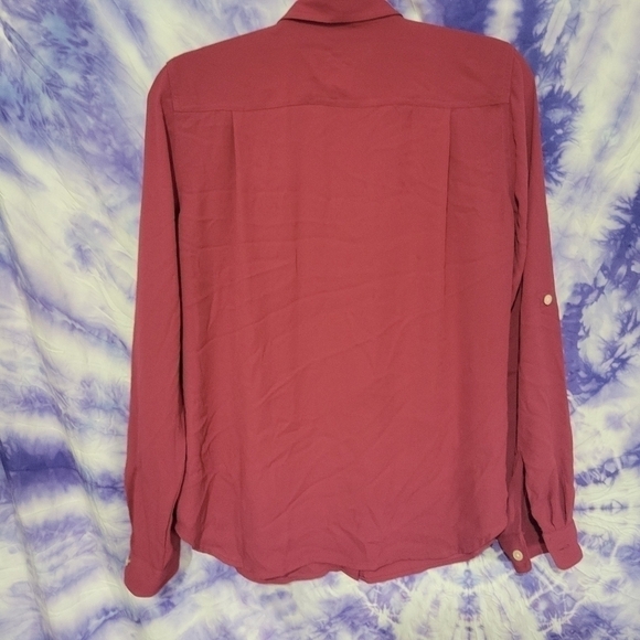 NWOT Women's Maroon Button Up Blouse Long Sleeve Size Small - Picture 11 of 11